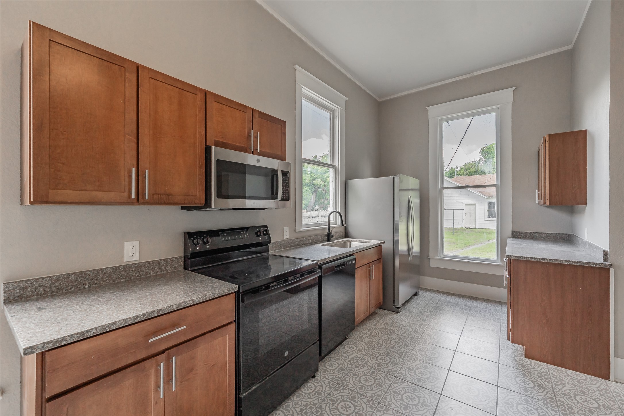 2700 Grim Avenue Waco TX 76707