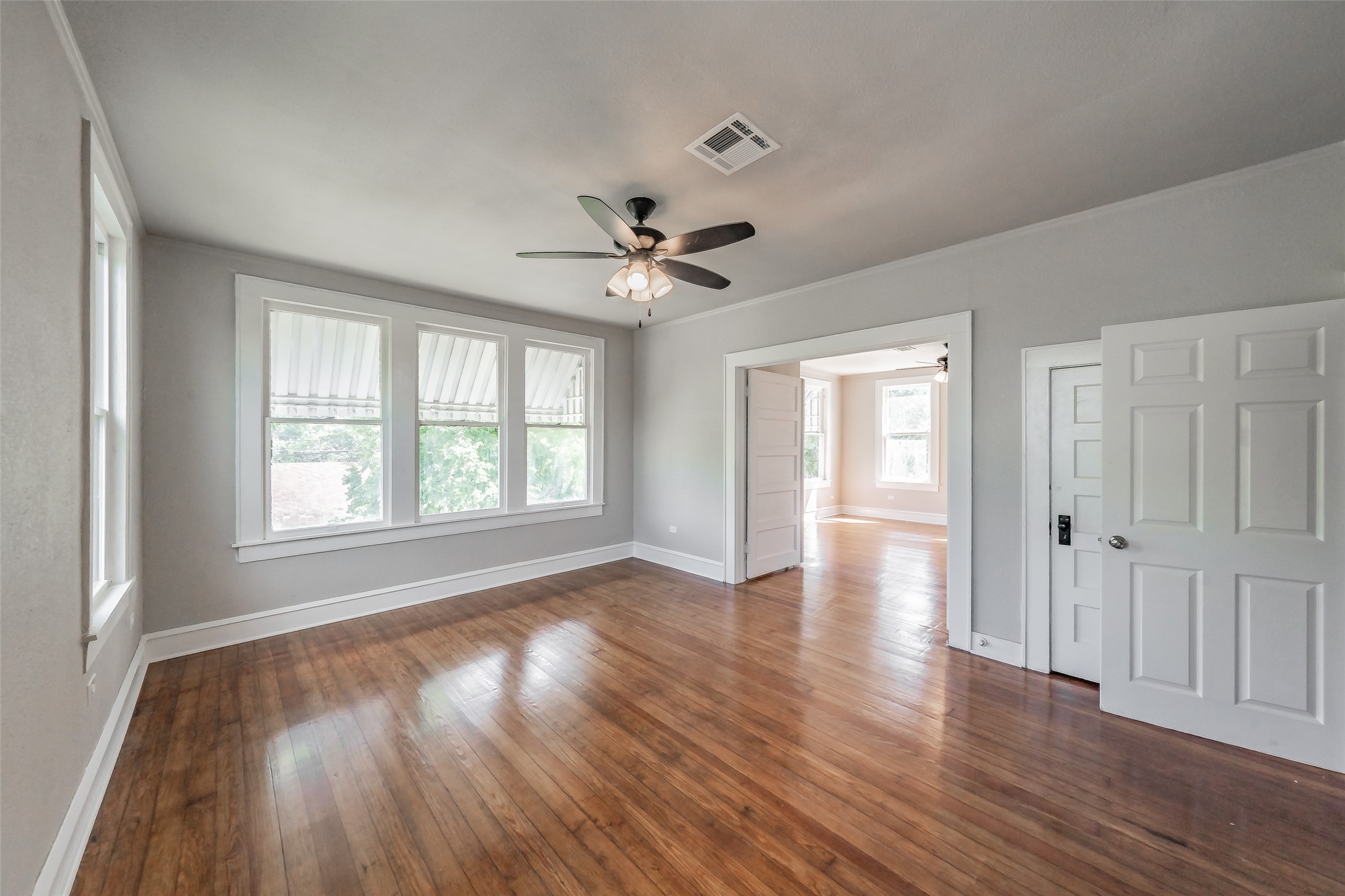 2700 Grim Avenue Waco TX 76707
