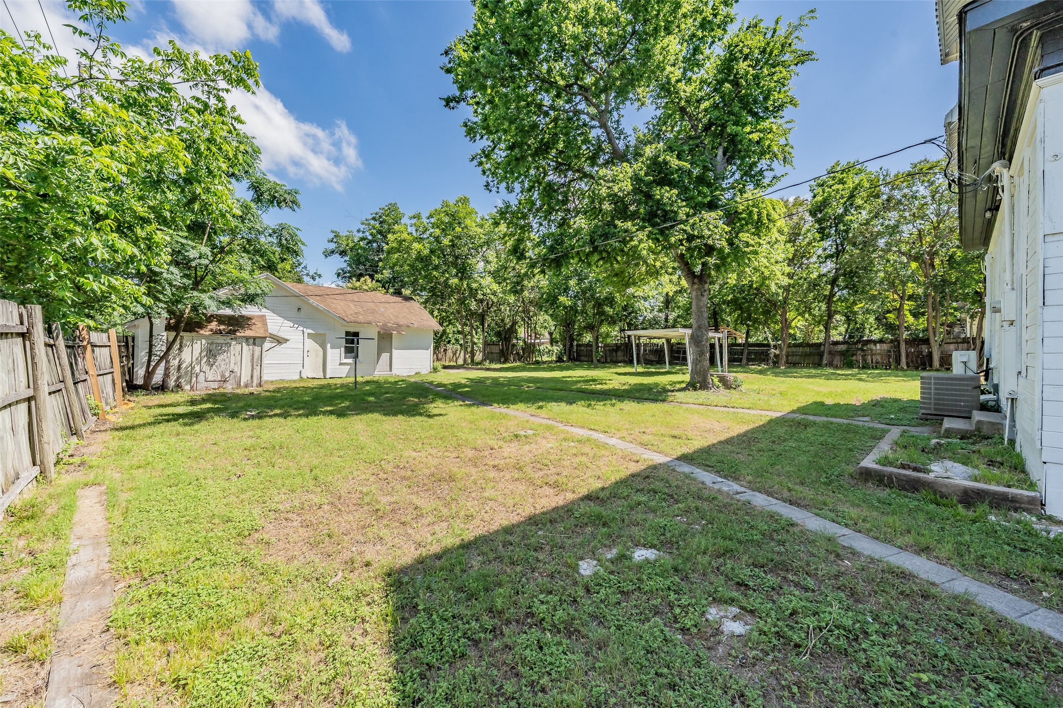 2700 Grim Avenue Waco TX 76707