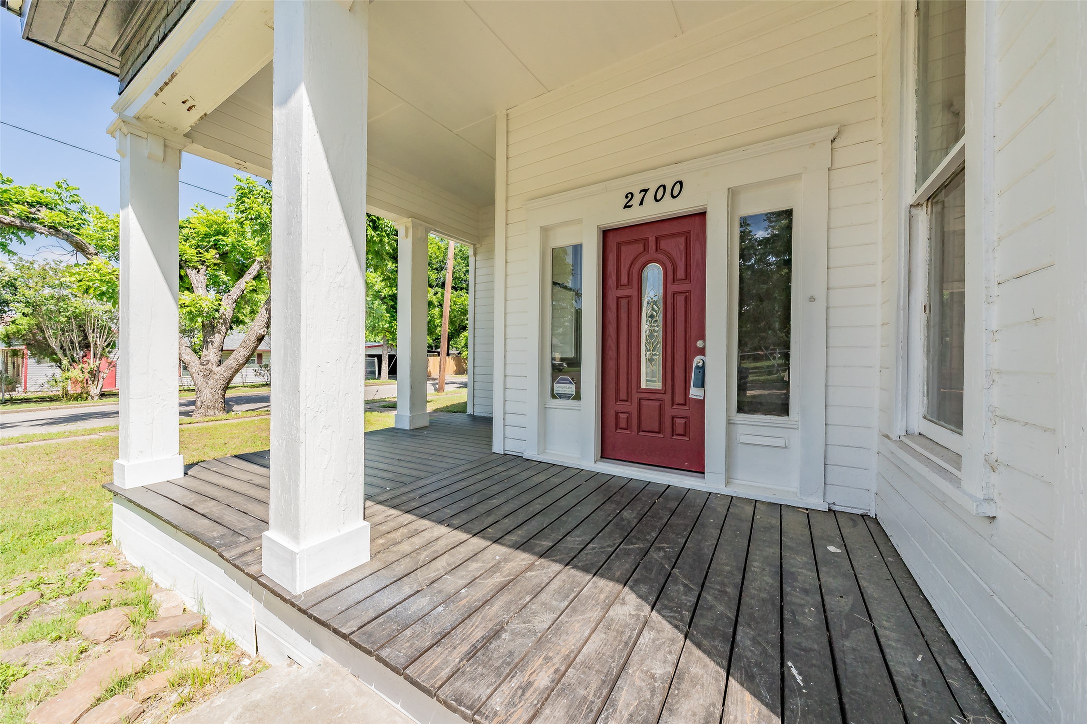 2700 Grim Avenue Waco TX 76707