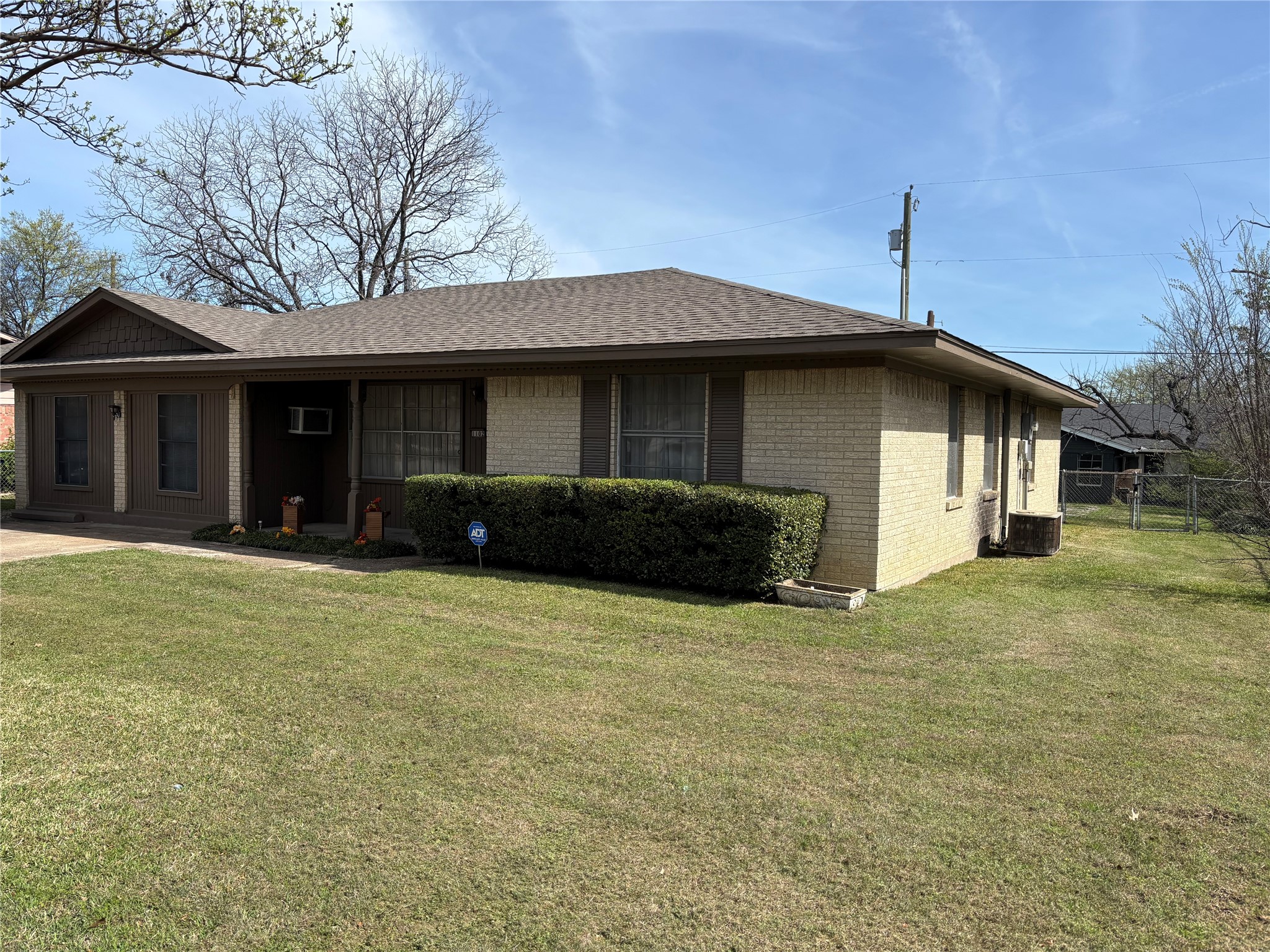 1102 Anthony Drive Ennis TX 75119