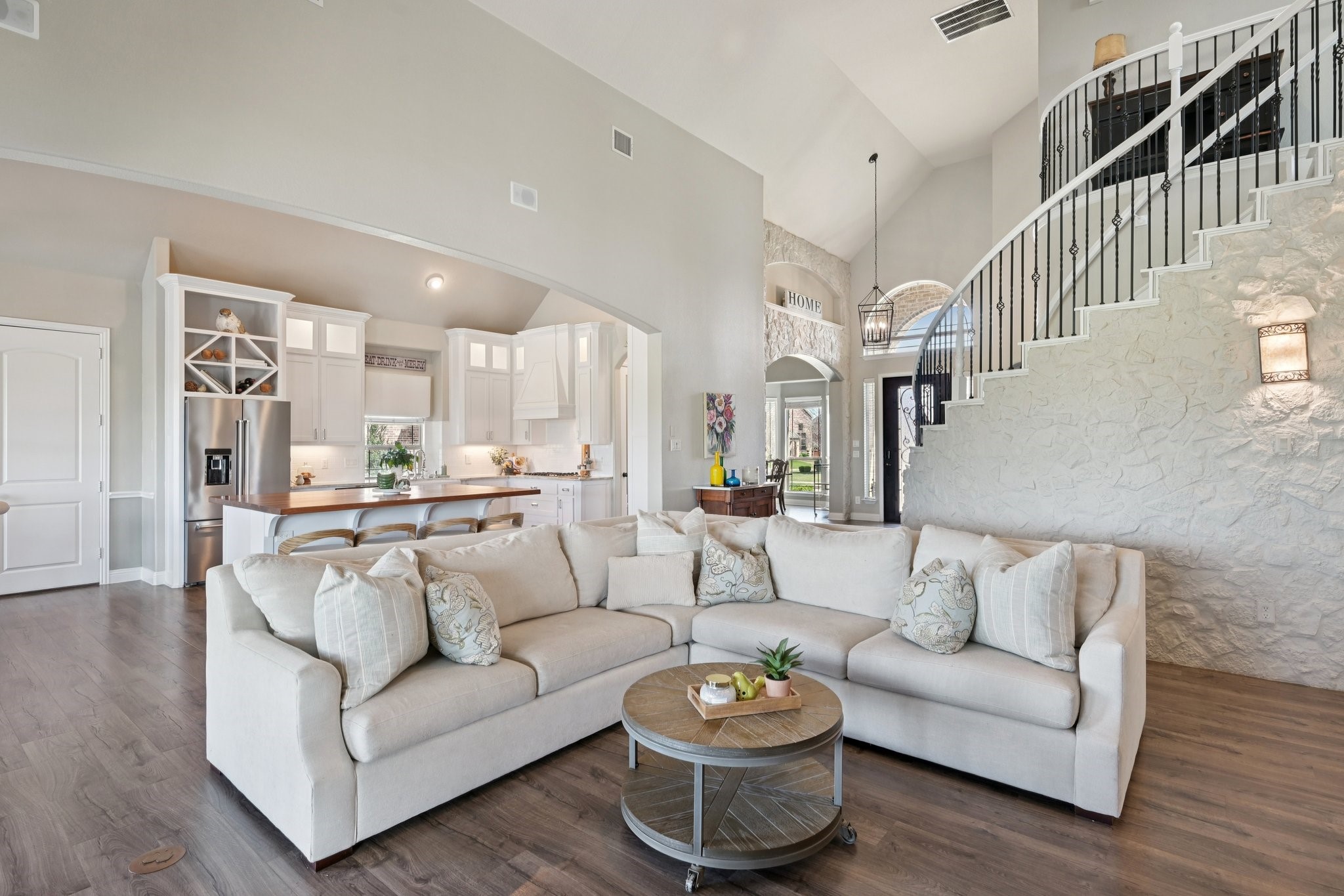 2821 Castlereach Street Trophy Club TX 76262