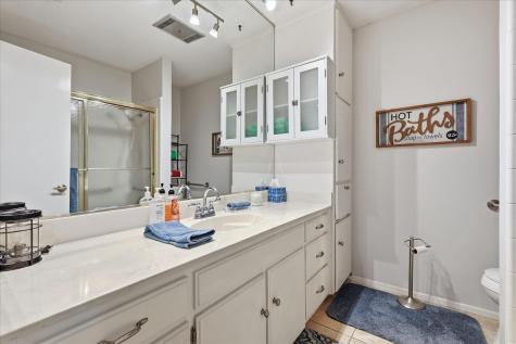 2604 Meadow Place Bedford TX 76021