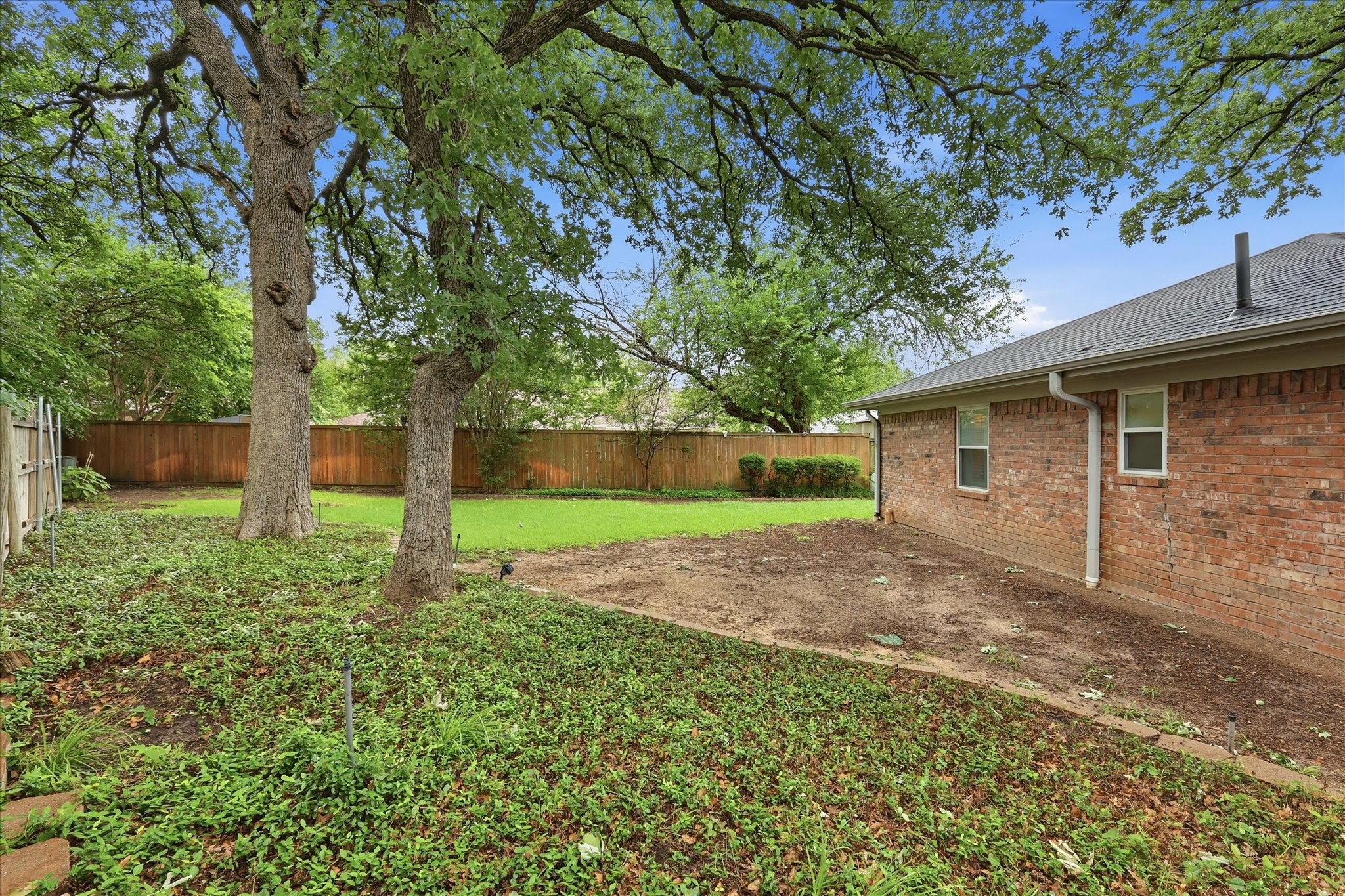 2604 Meadow Place Bedford TX 76021