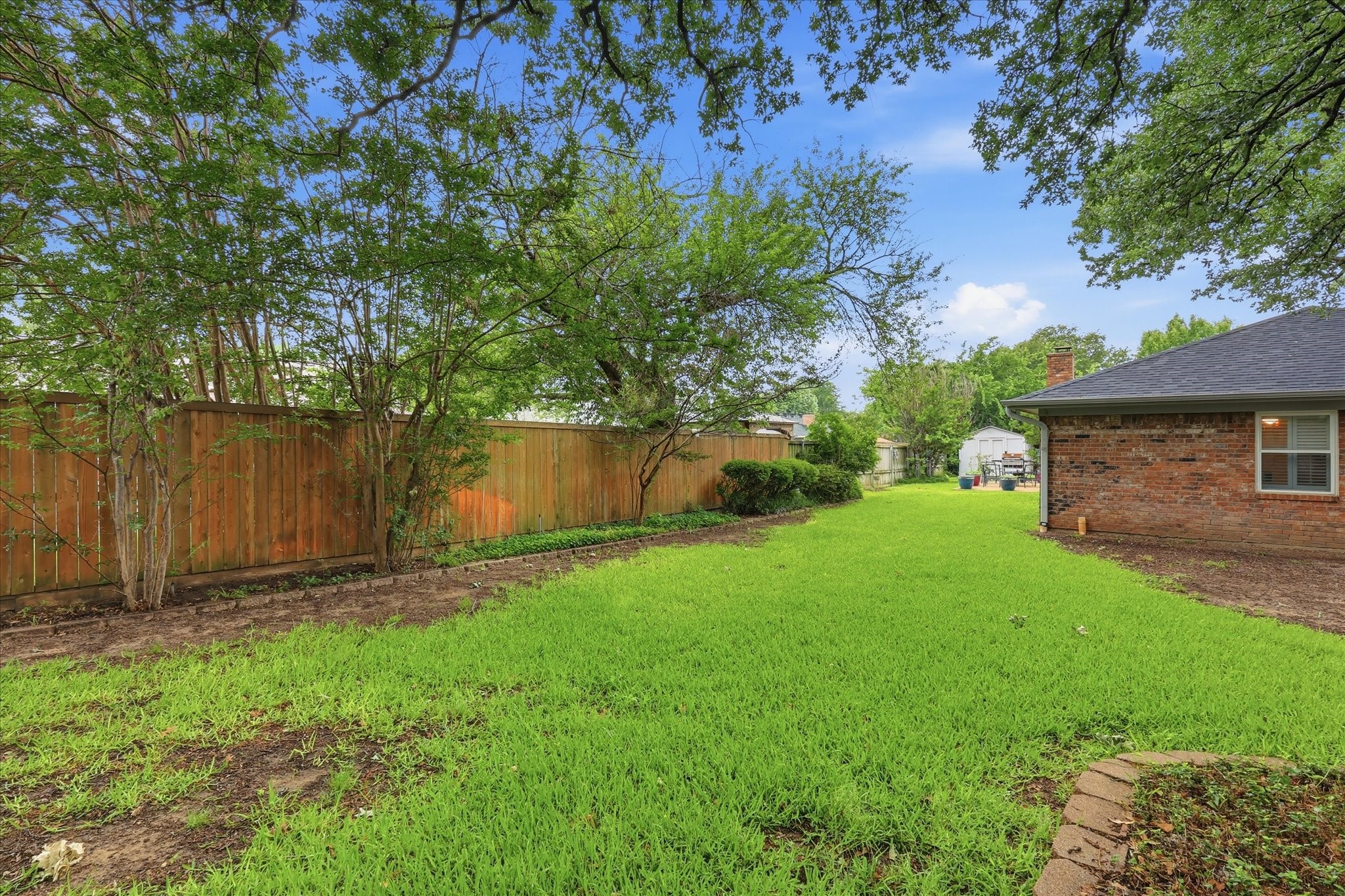2604 Meadow Place Bedford TX 76021