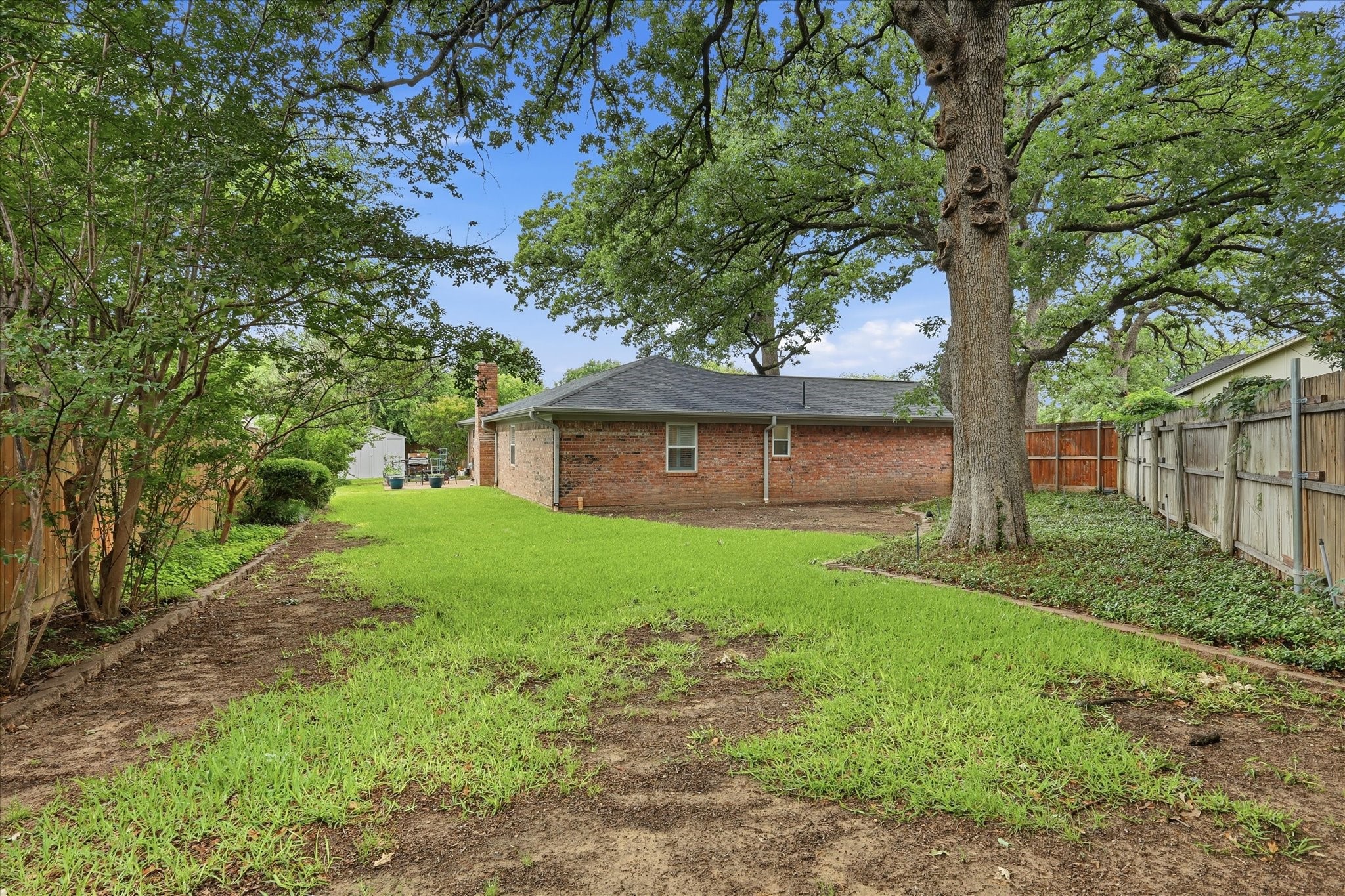 2604 Meadow Place Bedford TX 76021