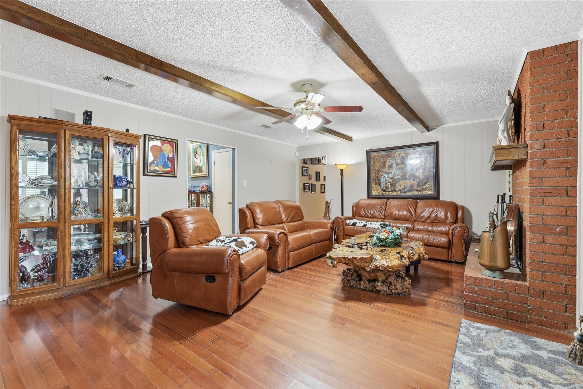 2604 Meadow Place Bedford TX 76021