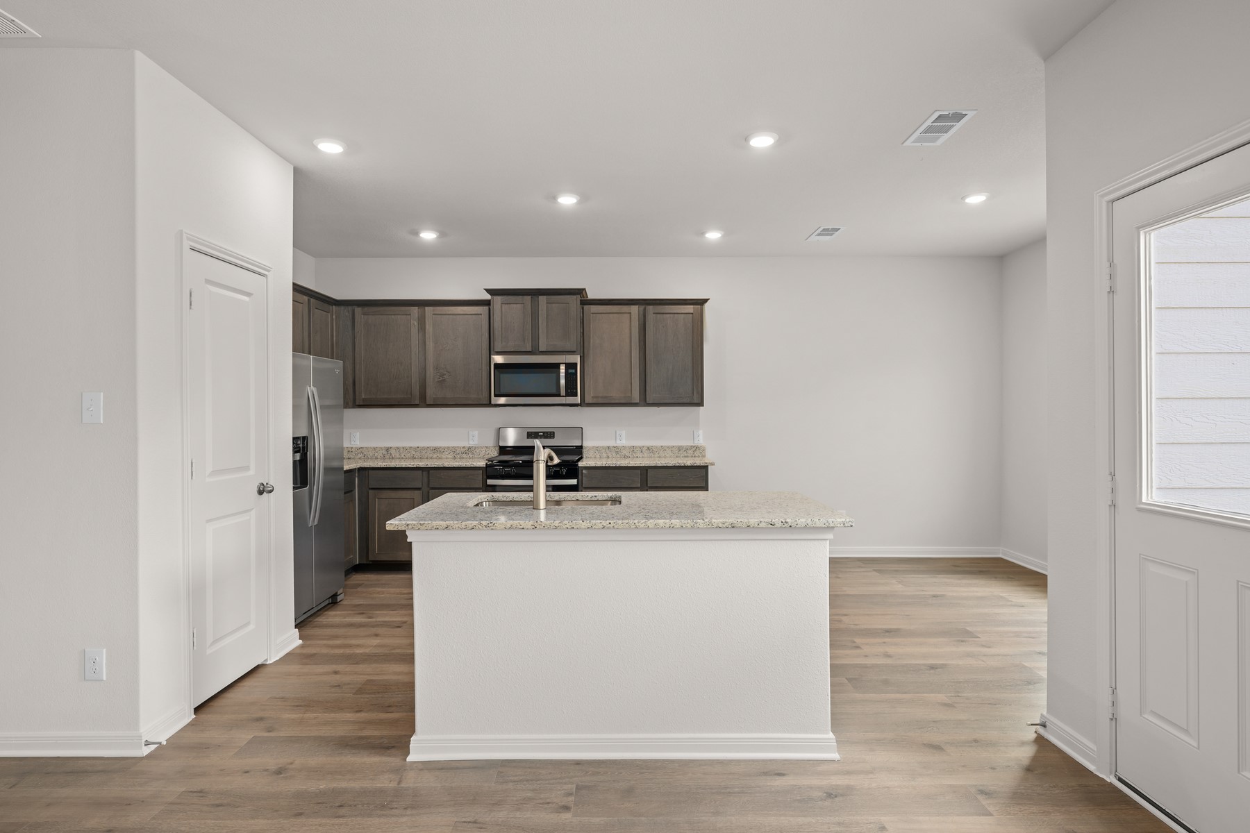 106 Thomas Paine Drive Venus TX 76084
