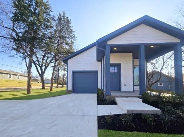 331 E Hull Street Denison TX 75021