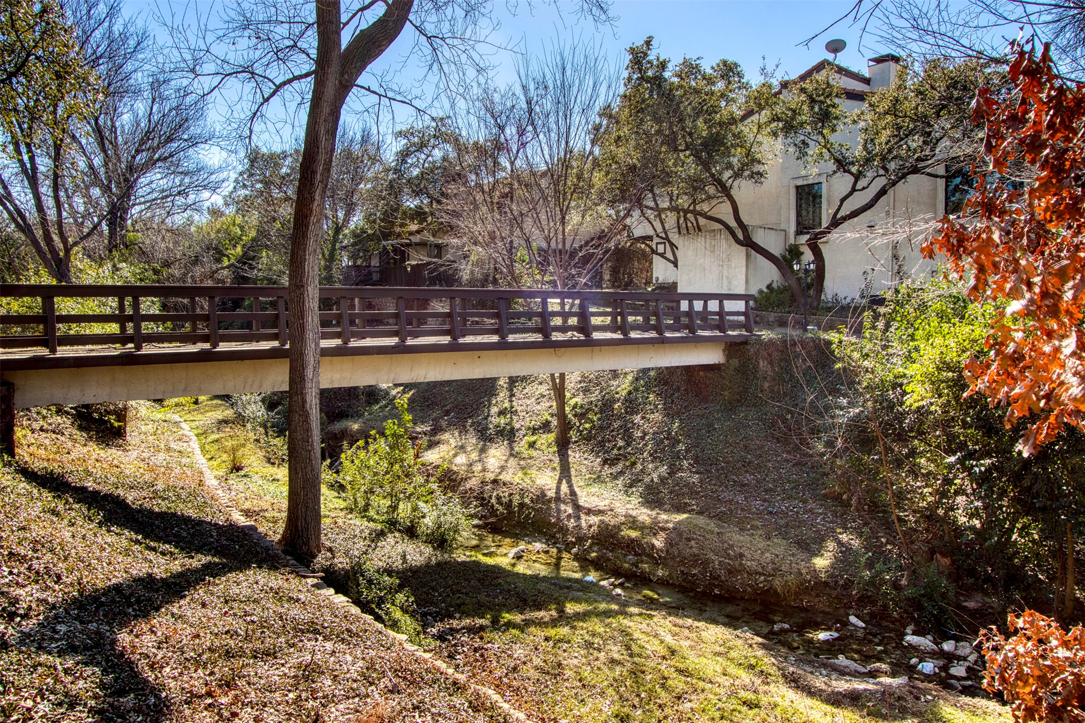 9606 Glenacre Dallas TX 75243