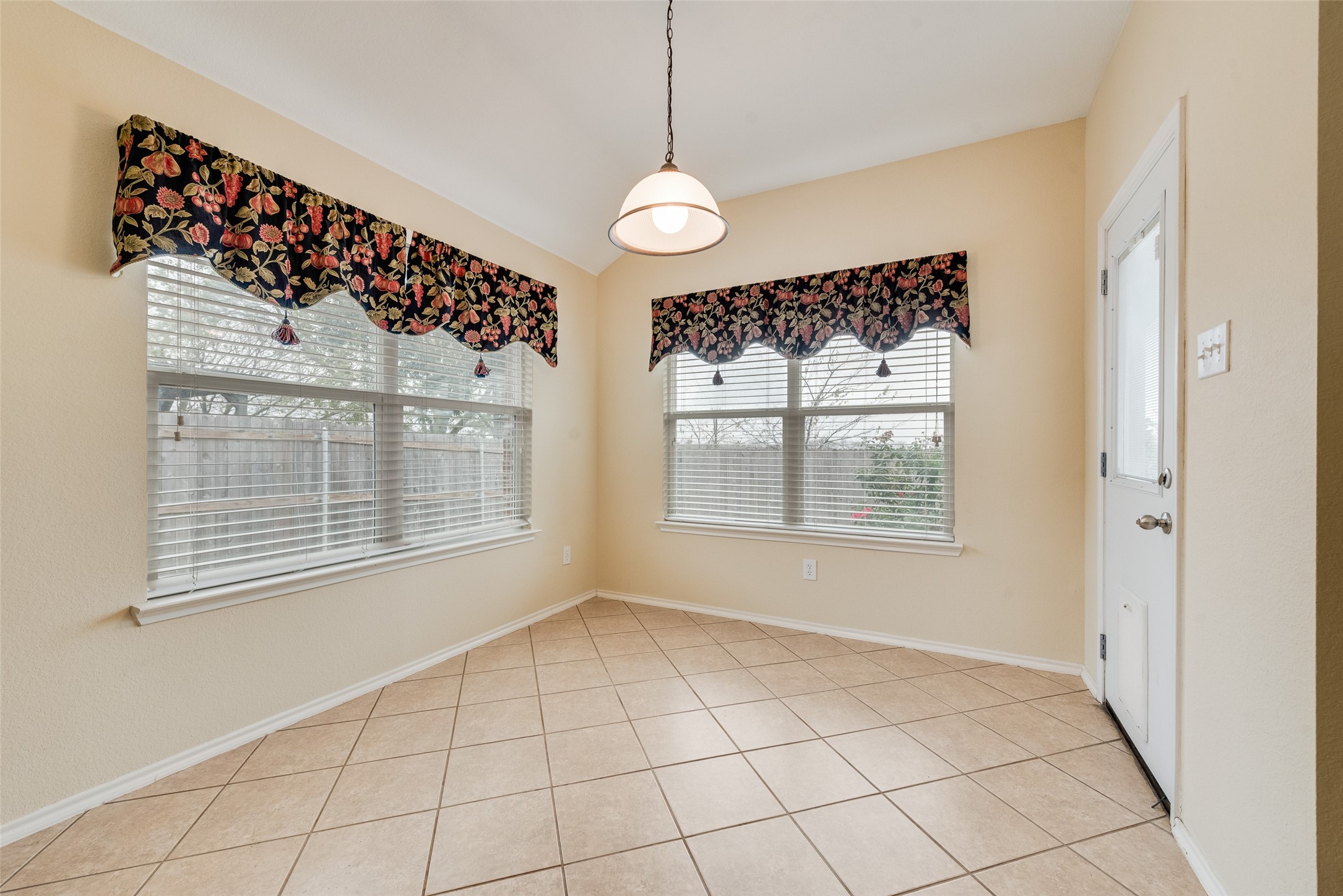 2801 Redwood Street Royse City TX 75189