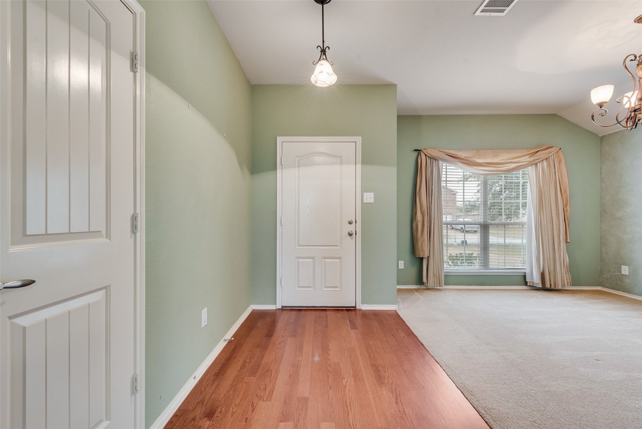 2801 Redwood Street Royse City TX 75189