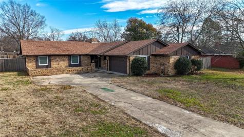 604 Lusk Street Bonham TX 75418