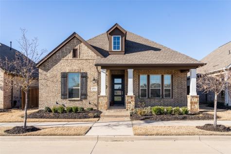 4704 Blackwood Cross Lane Arlington TX 76005