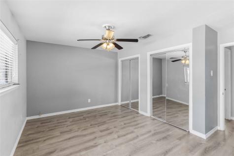1422 Glenwick Lane Irving TX 75060