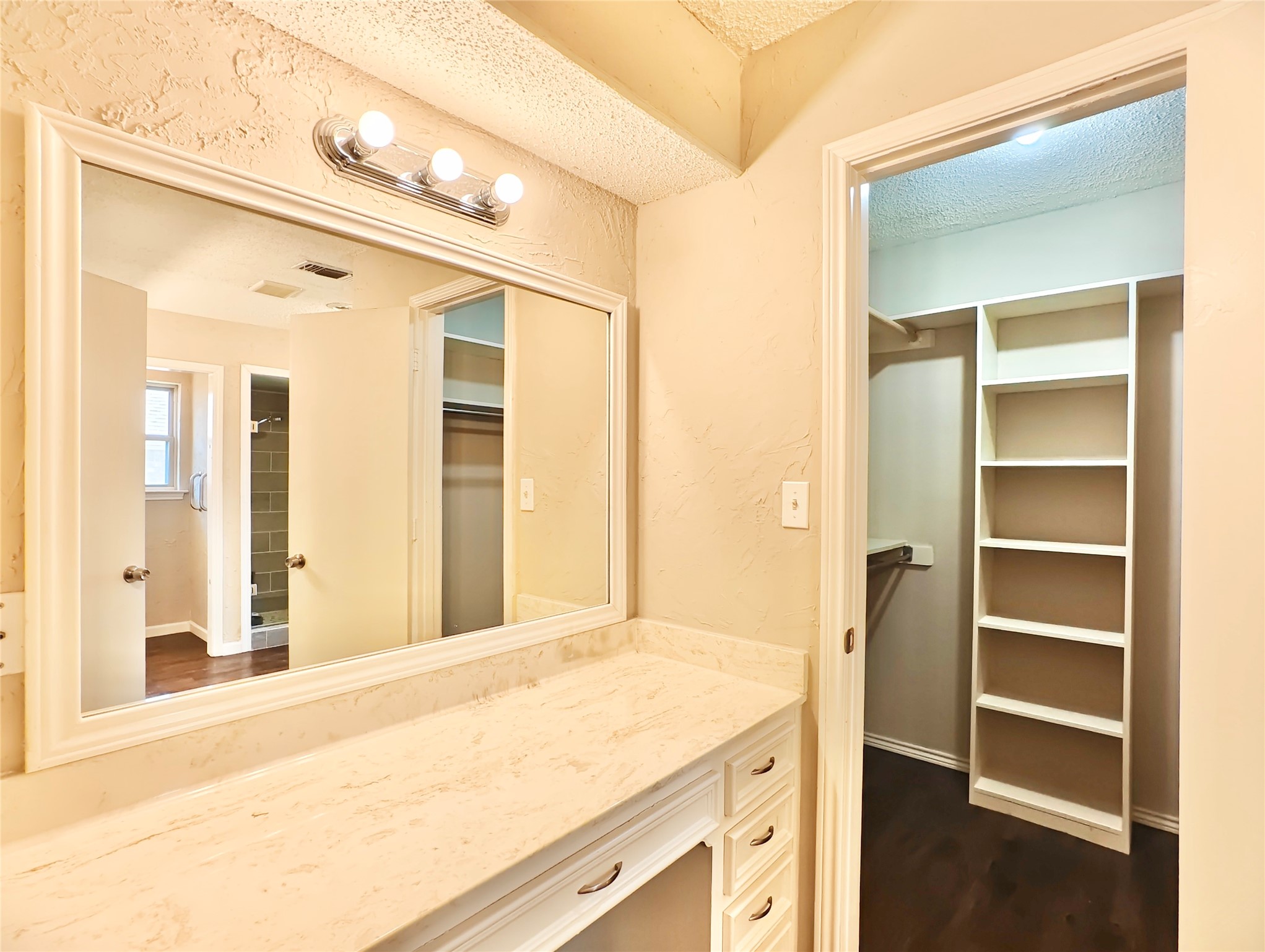 2103 Marin Carrollton TX 75006