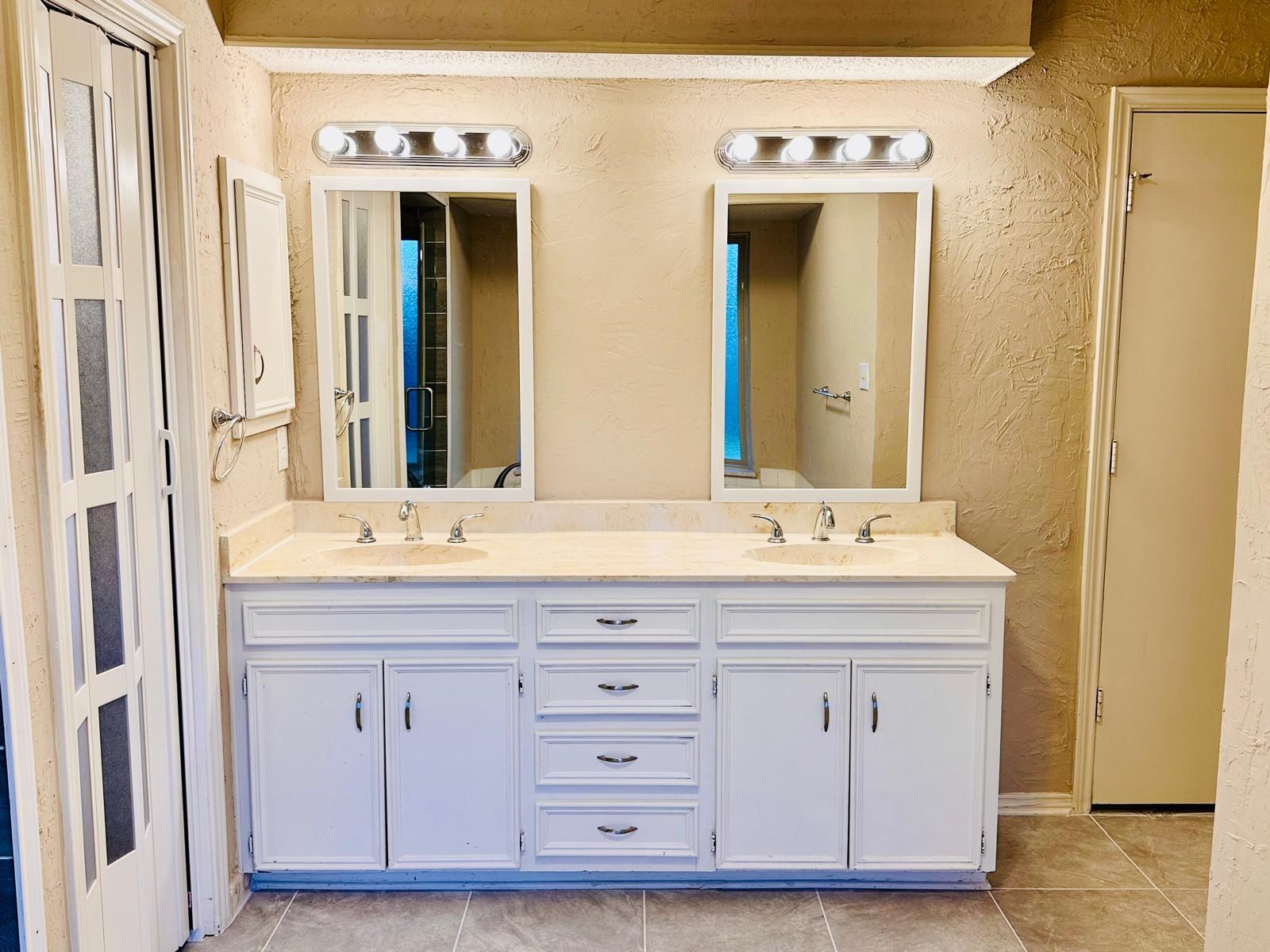 2103 Marin Carrollton TX 75006