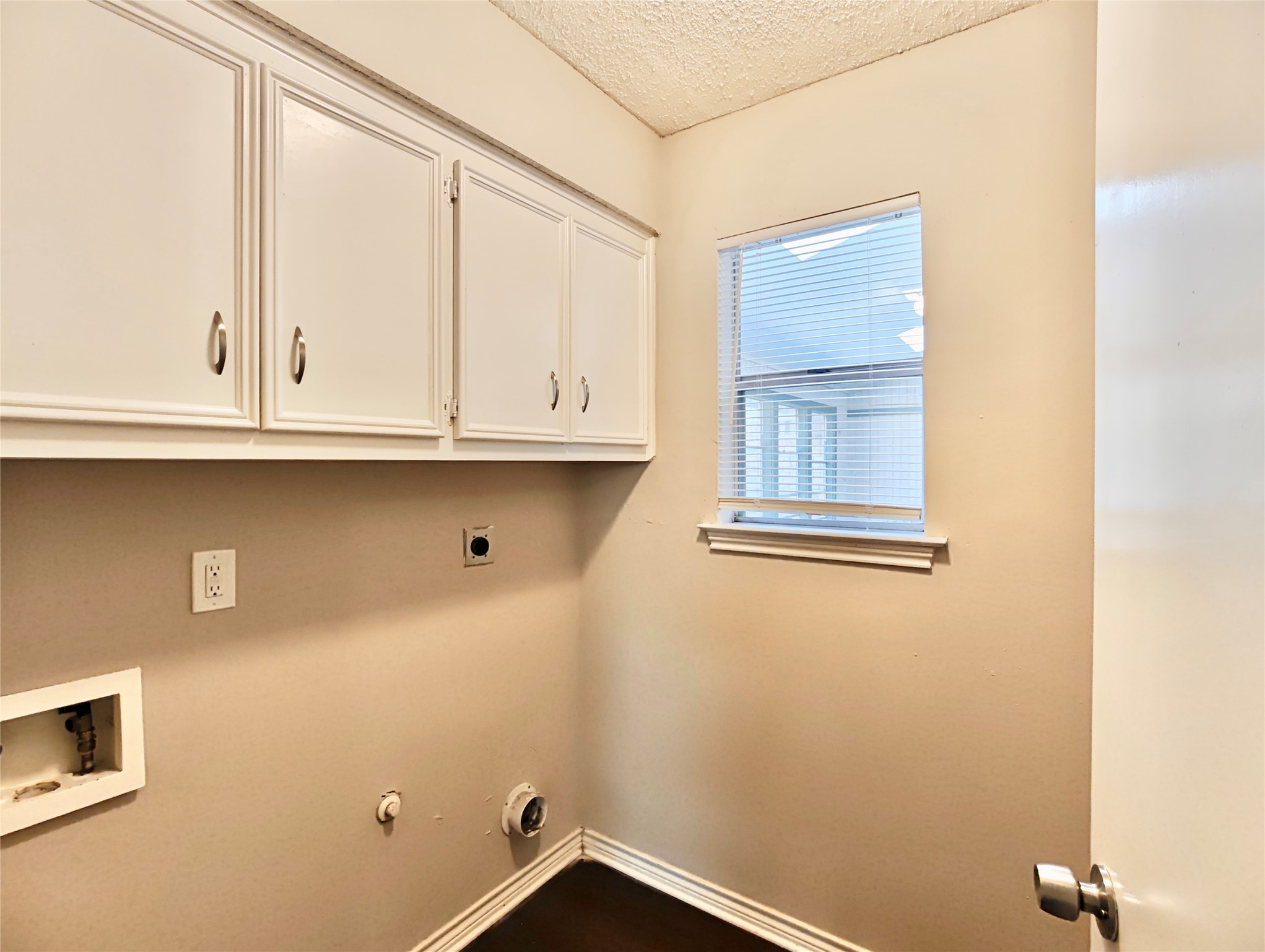 2103 Marin Carrollton TX 75006