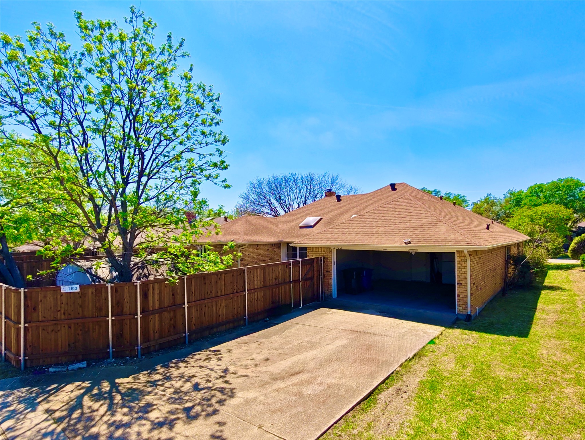 2103 Marin Carrollton TX 75006