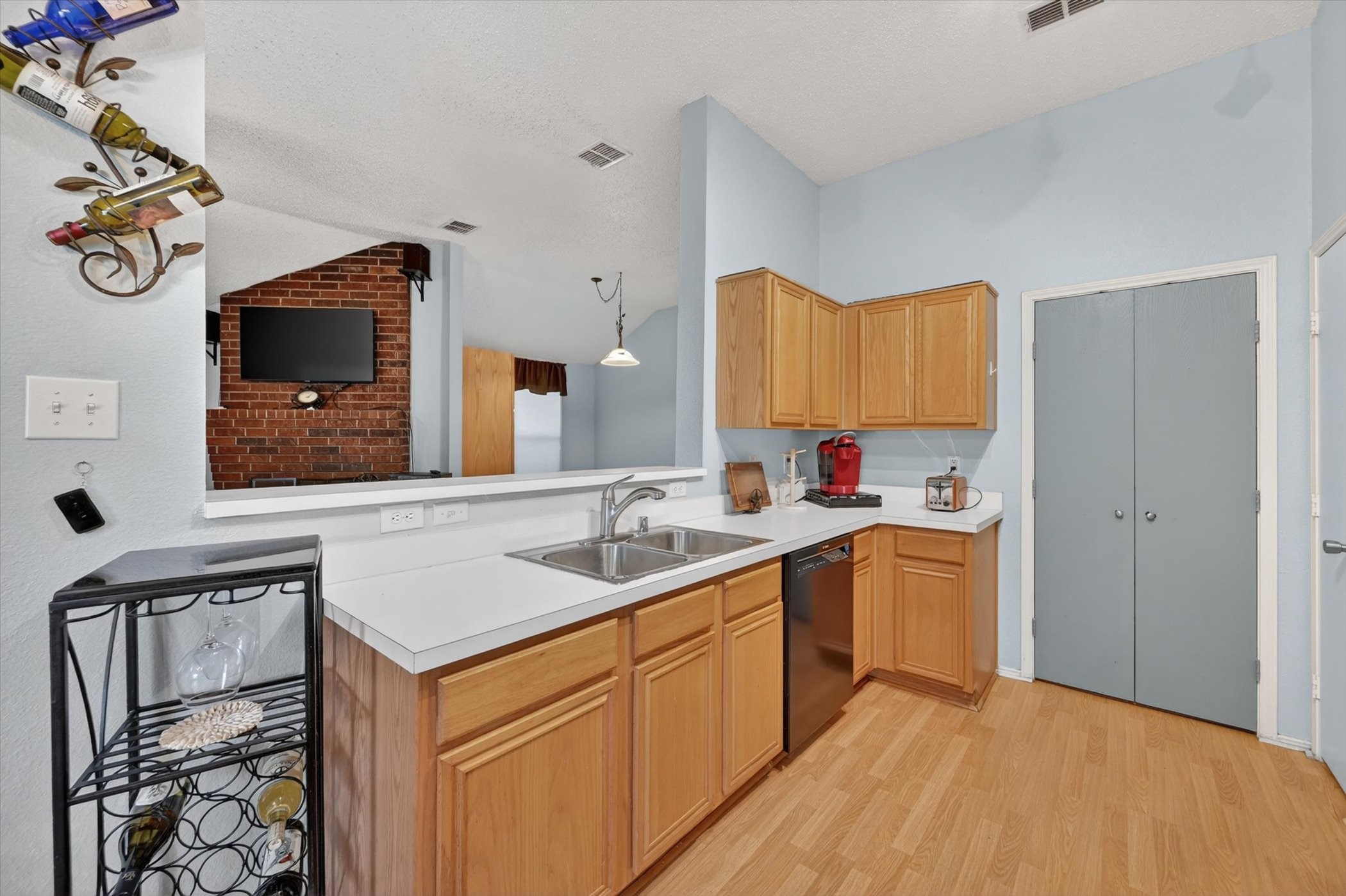 1001 Ridge Top Drive Burleson TX 76028