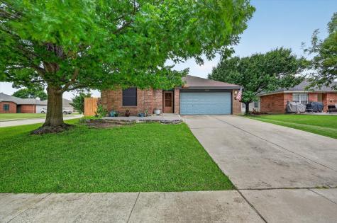1001 Ridge Top Drive Burleson TX 76028