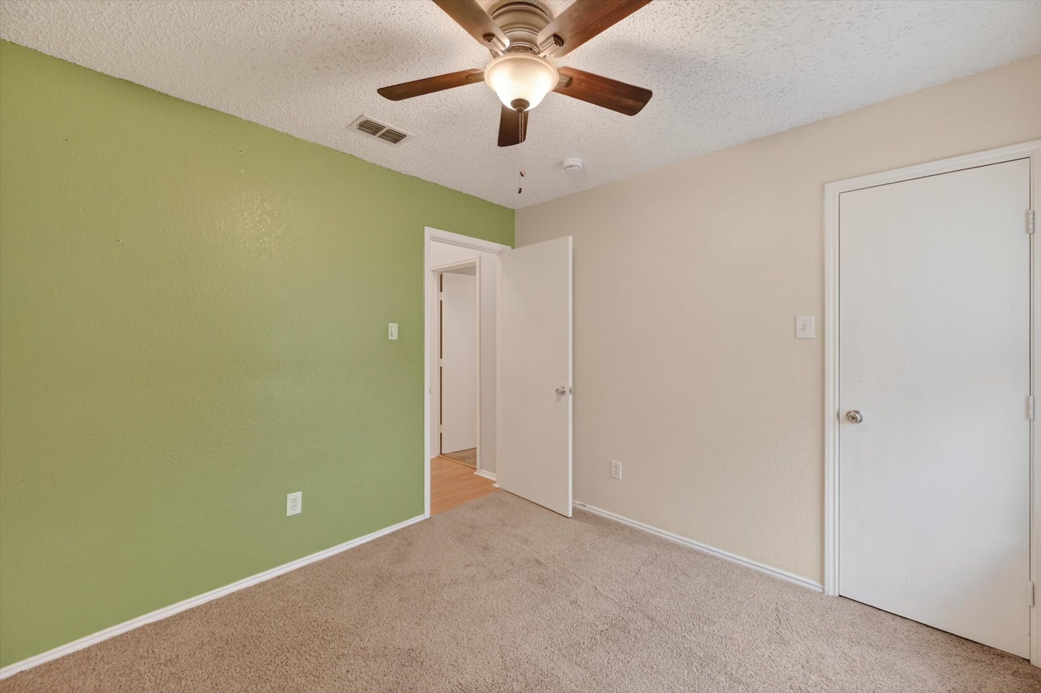 1001 Ridge Top Drive Burleson TX 76028