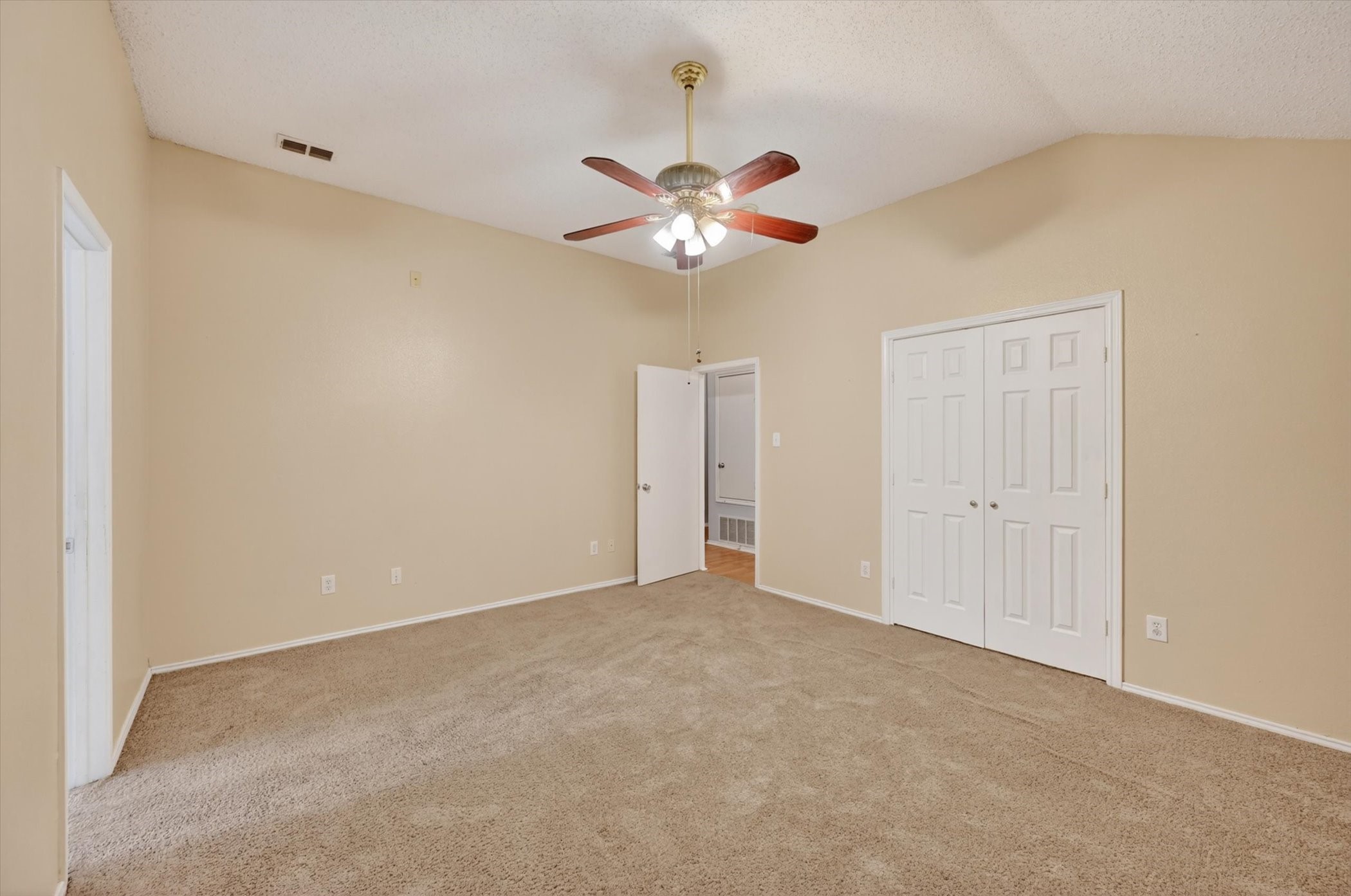 1001 Ridge Top Drive Burleson TX 76028