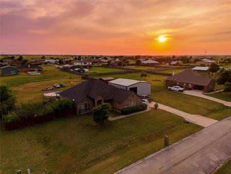 1101 Macadamia Street Venus TX 76084