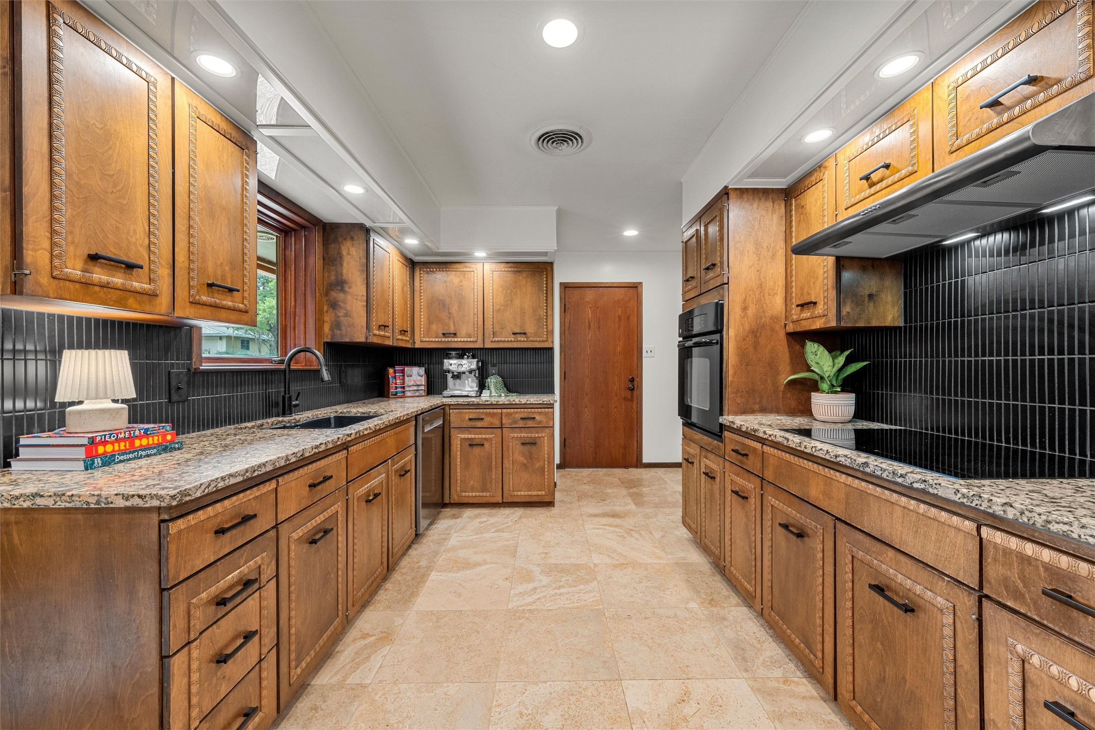2605 Woodmont Circle Waco TX 76710