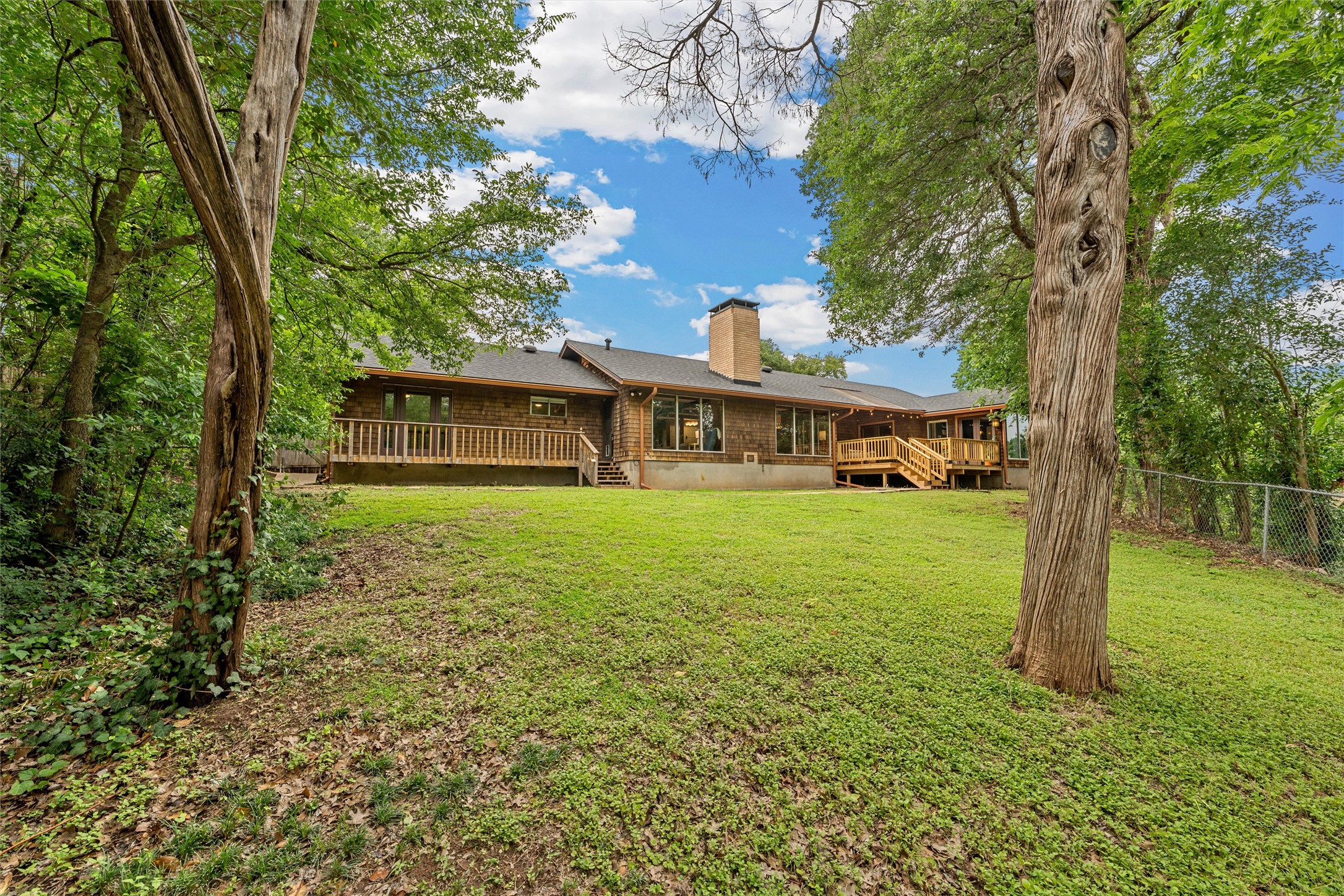 2605 Woodmont Circle Waco TX 76710