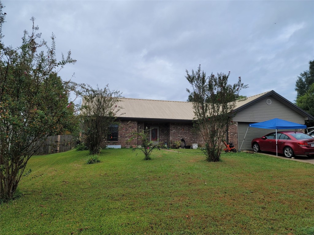 1106 Huisach Street Mexia TX 76667