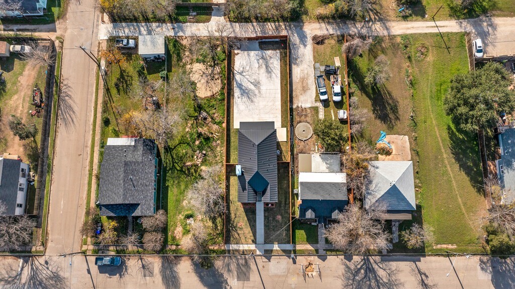 707 S 9th Street Waco TX 76706