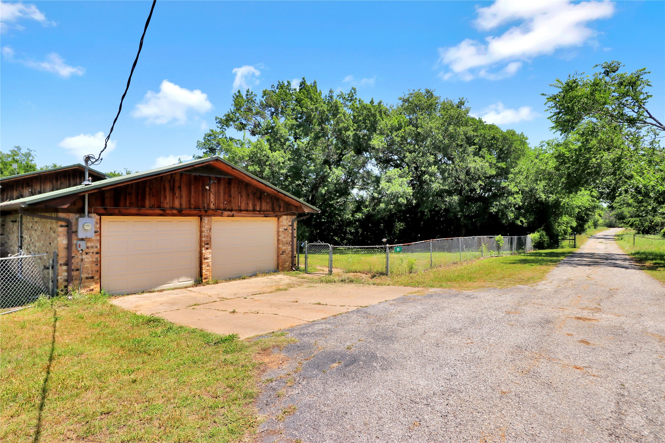 1625 Fm 3136 Cleburne TX 76031