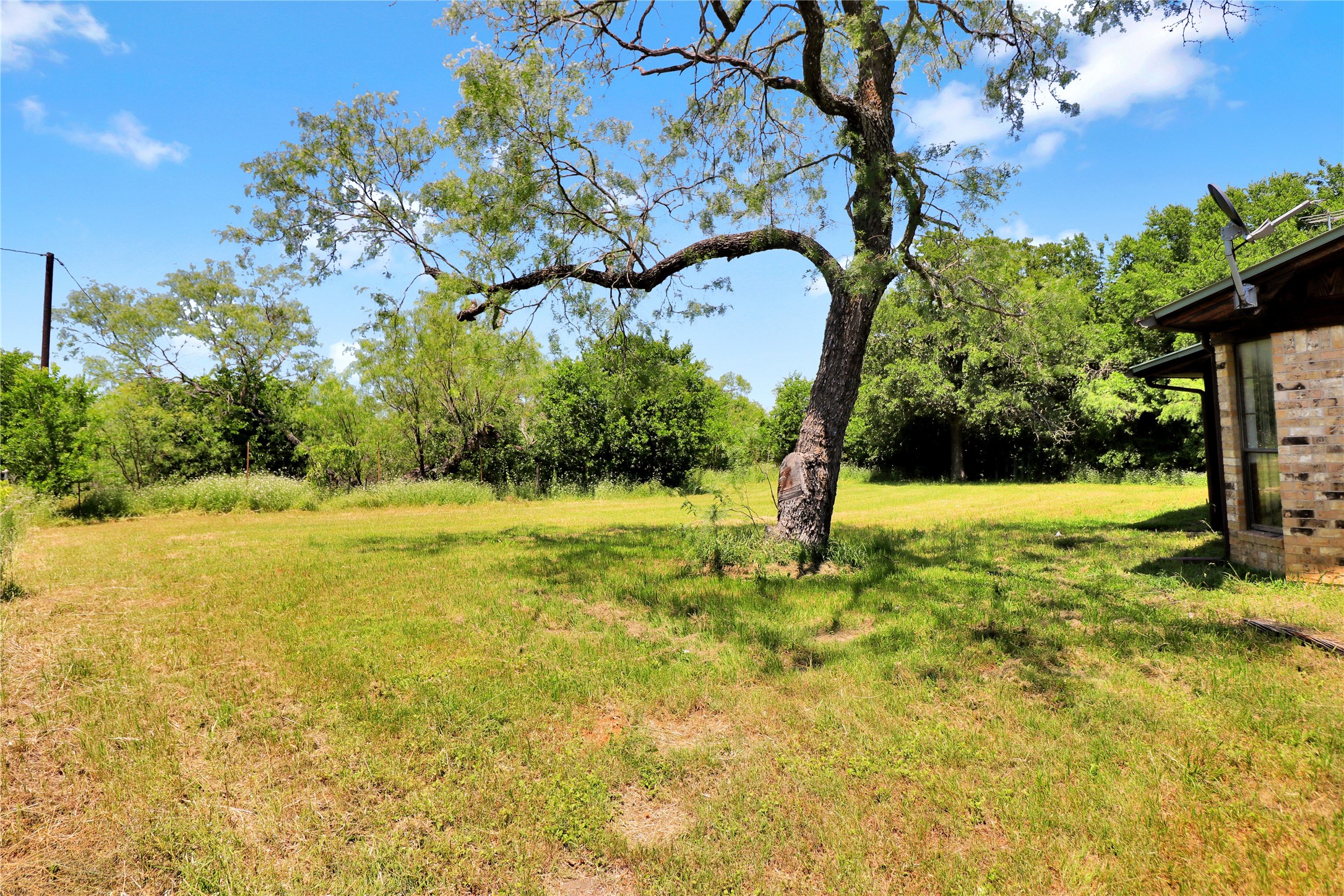 1625 Fm 3136 Cleburne TX 76031