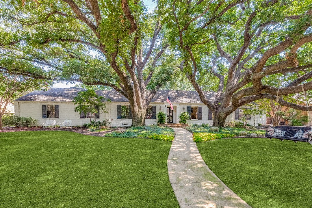 5319 Caladium Drive Dallas TX 75229