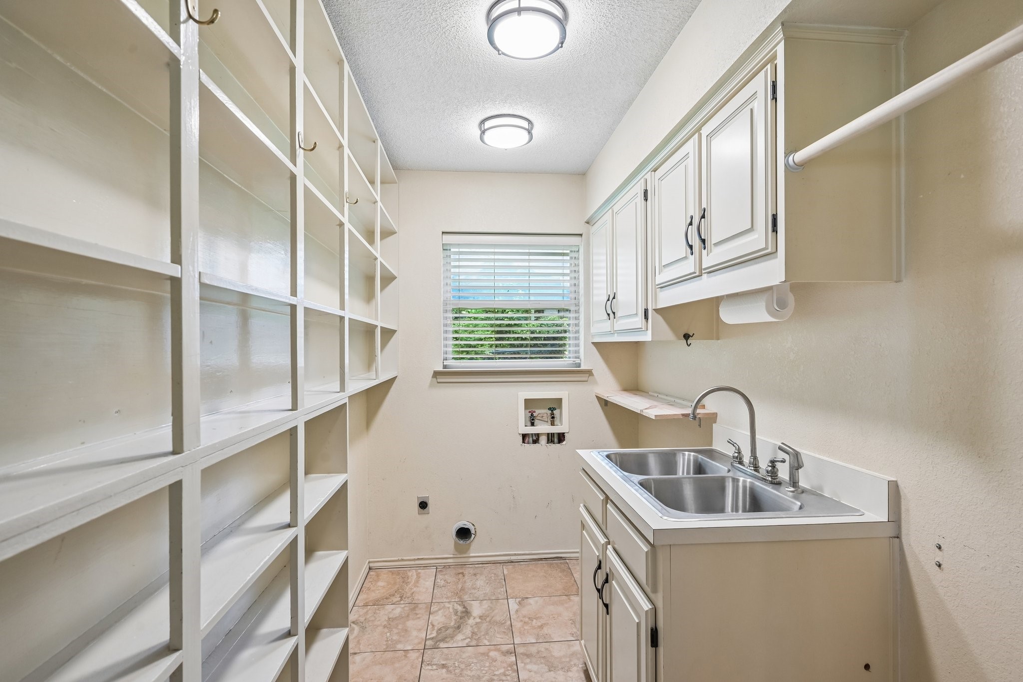 352 County Road 1299 Yantis TX 75497