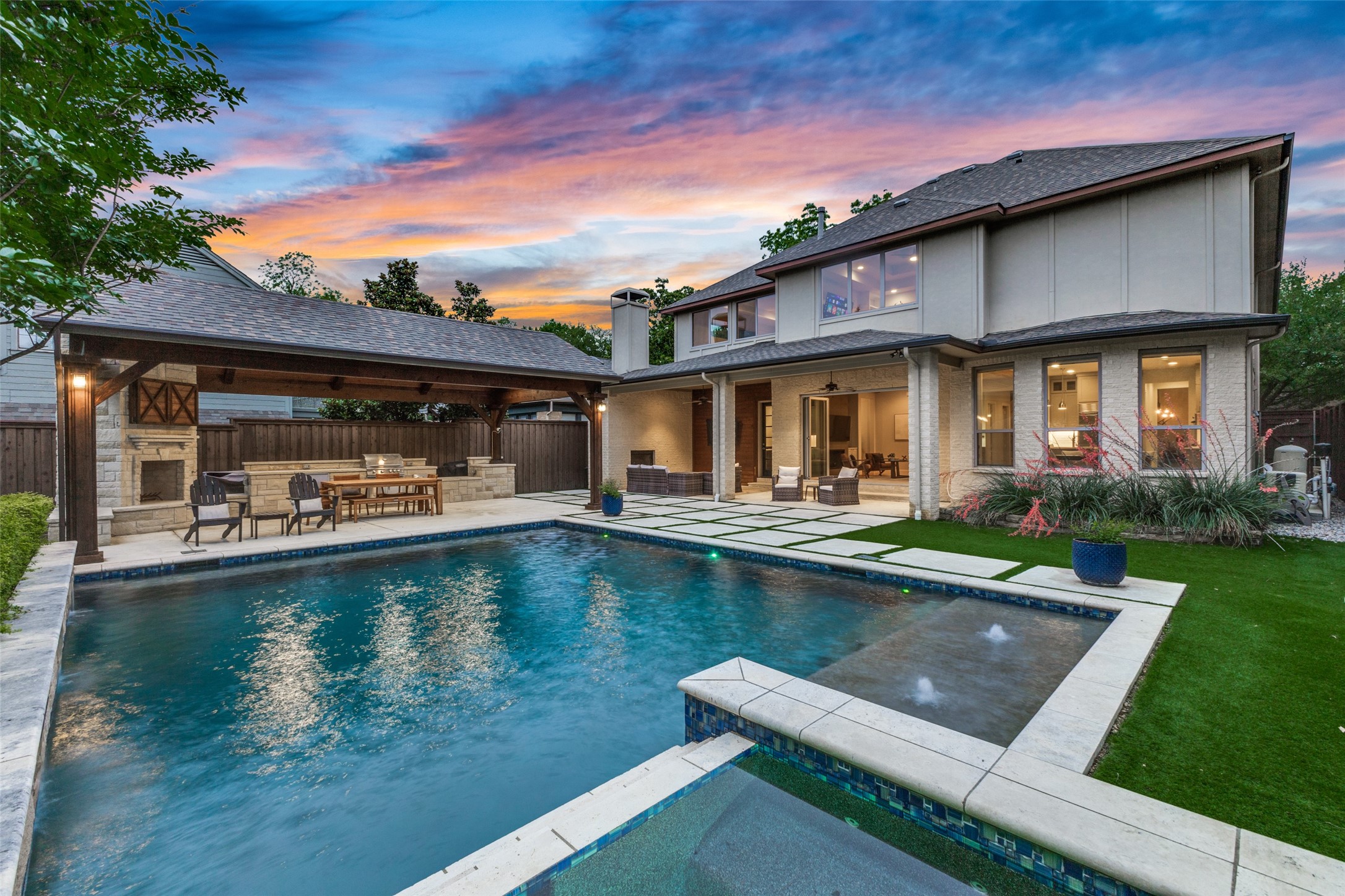 6836 Casa Loma Avenue Dallas TX 75214