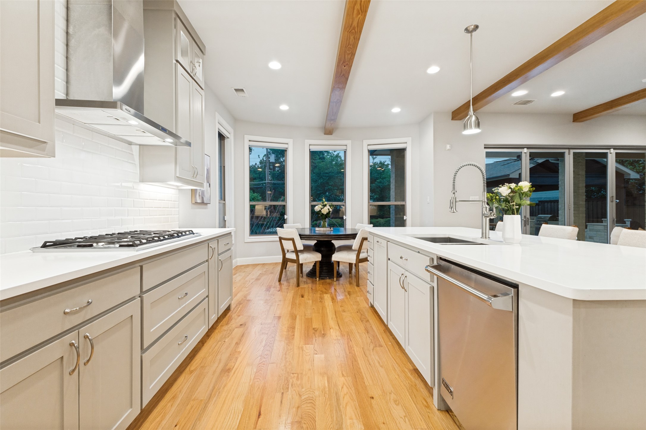 6836 Casa Loma Avenue Dallas TX 75214
