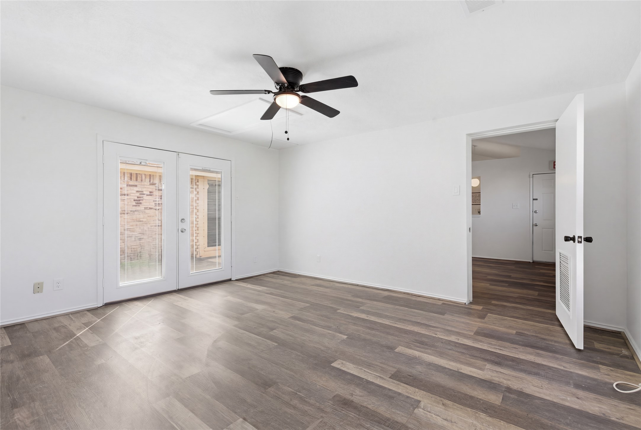 6958 Newberry Court W Fort Worth TX 76120