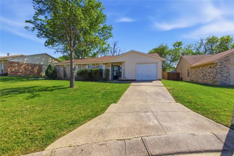 6958 Newberry Court W Fort Worth TX 76120