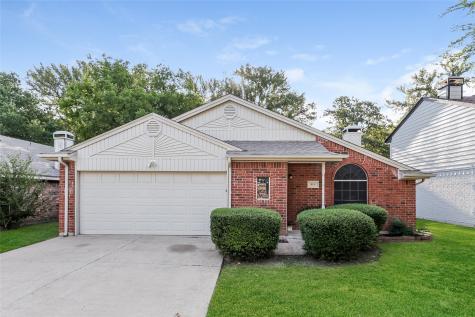 914 Blue Jay Drive Mansfield TX 76063