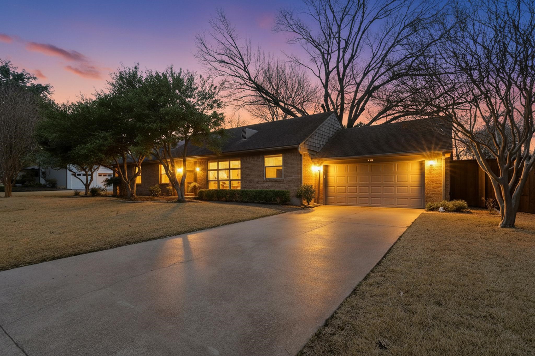 Dallas TX, 1159 Bally Mote Drive