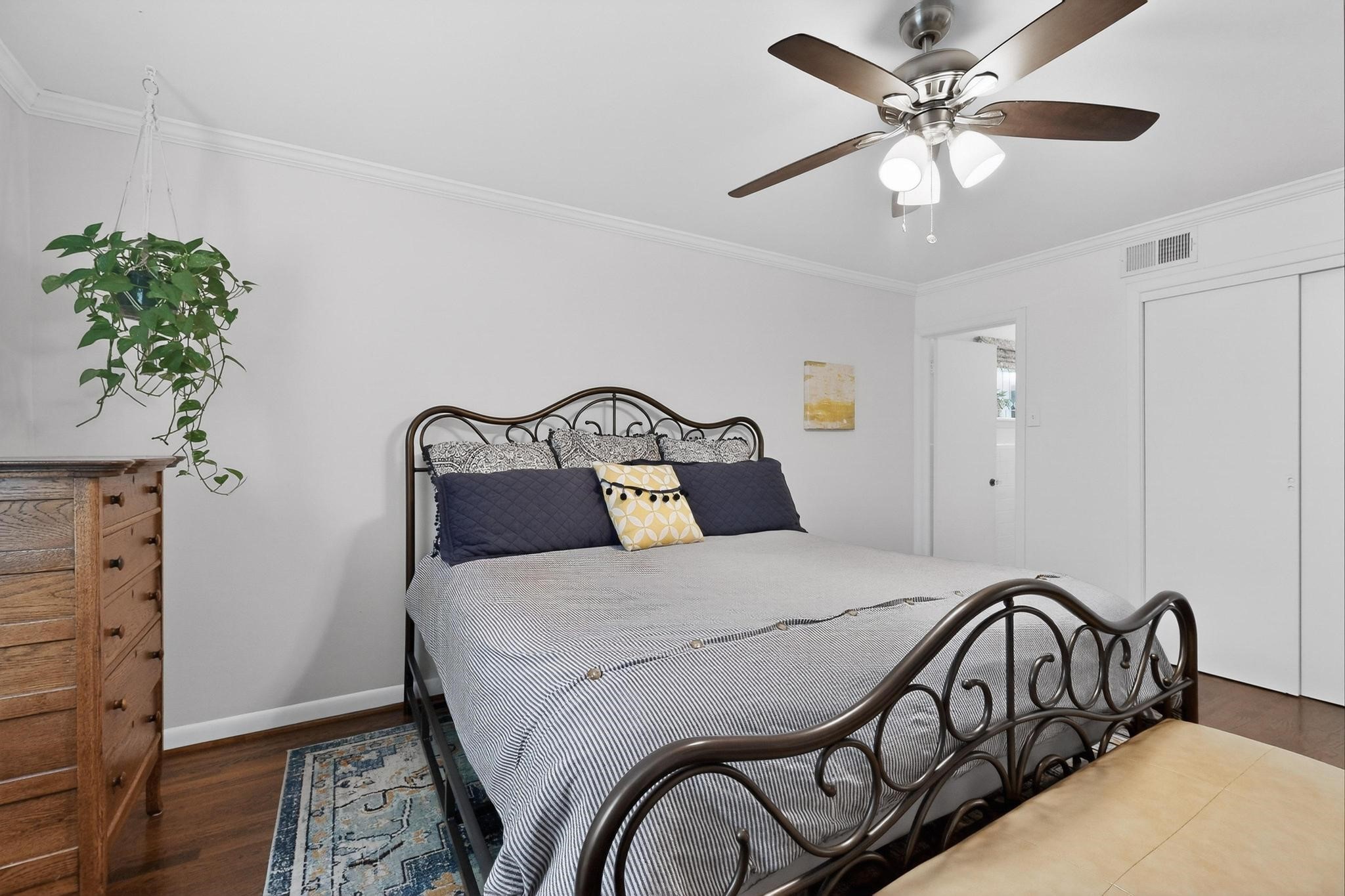 1159 Bally Mote Drive Dallas TX 75218