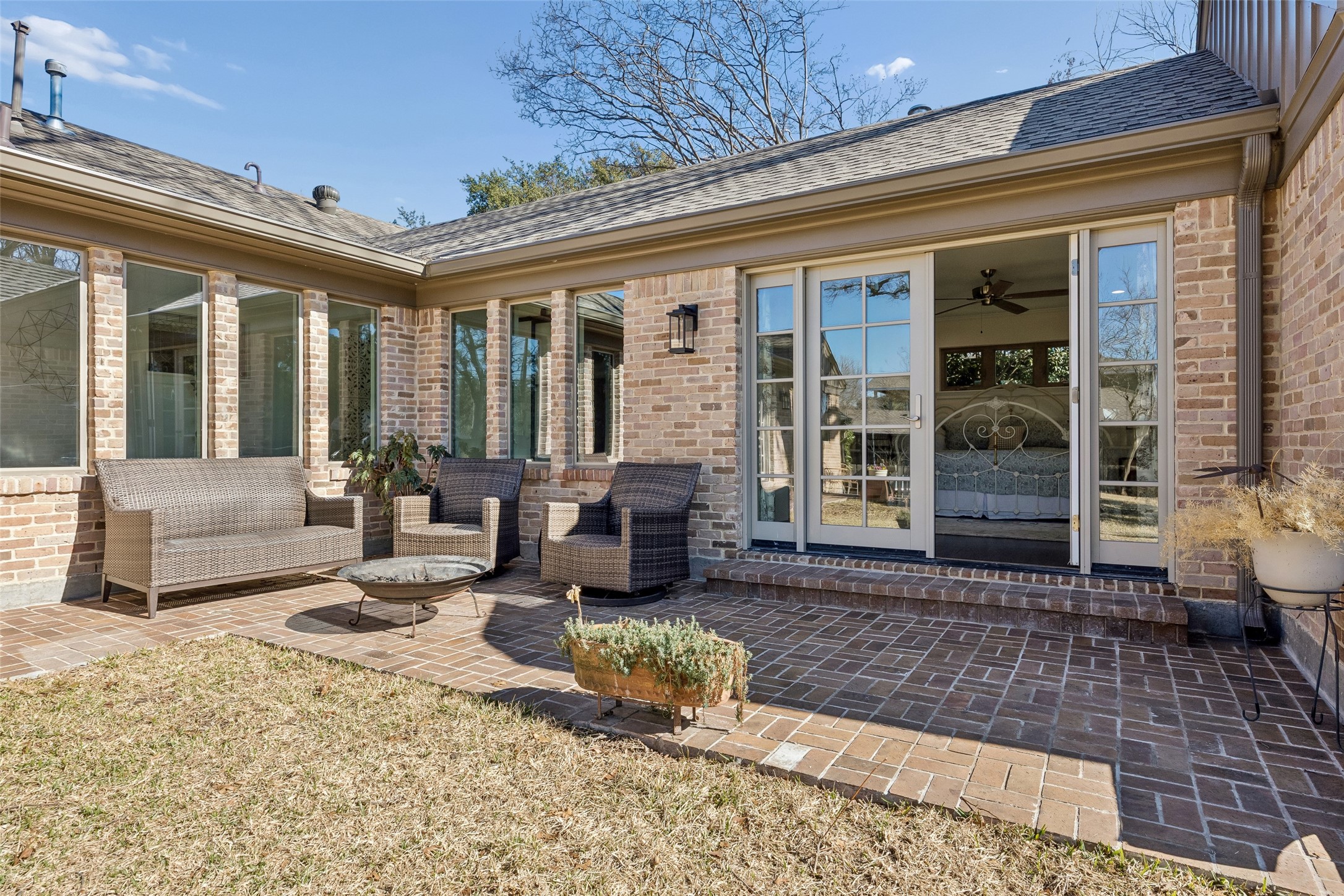 1159 Bally Mote Drive Dallas TX 75218