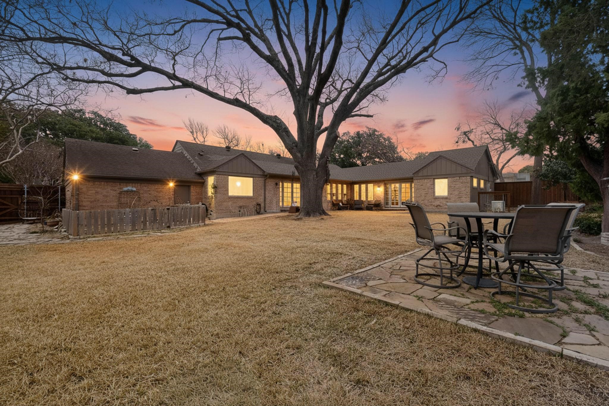 1159 Bally Mote Drive Dallas TX 75218