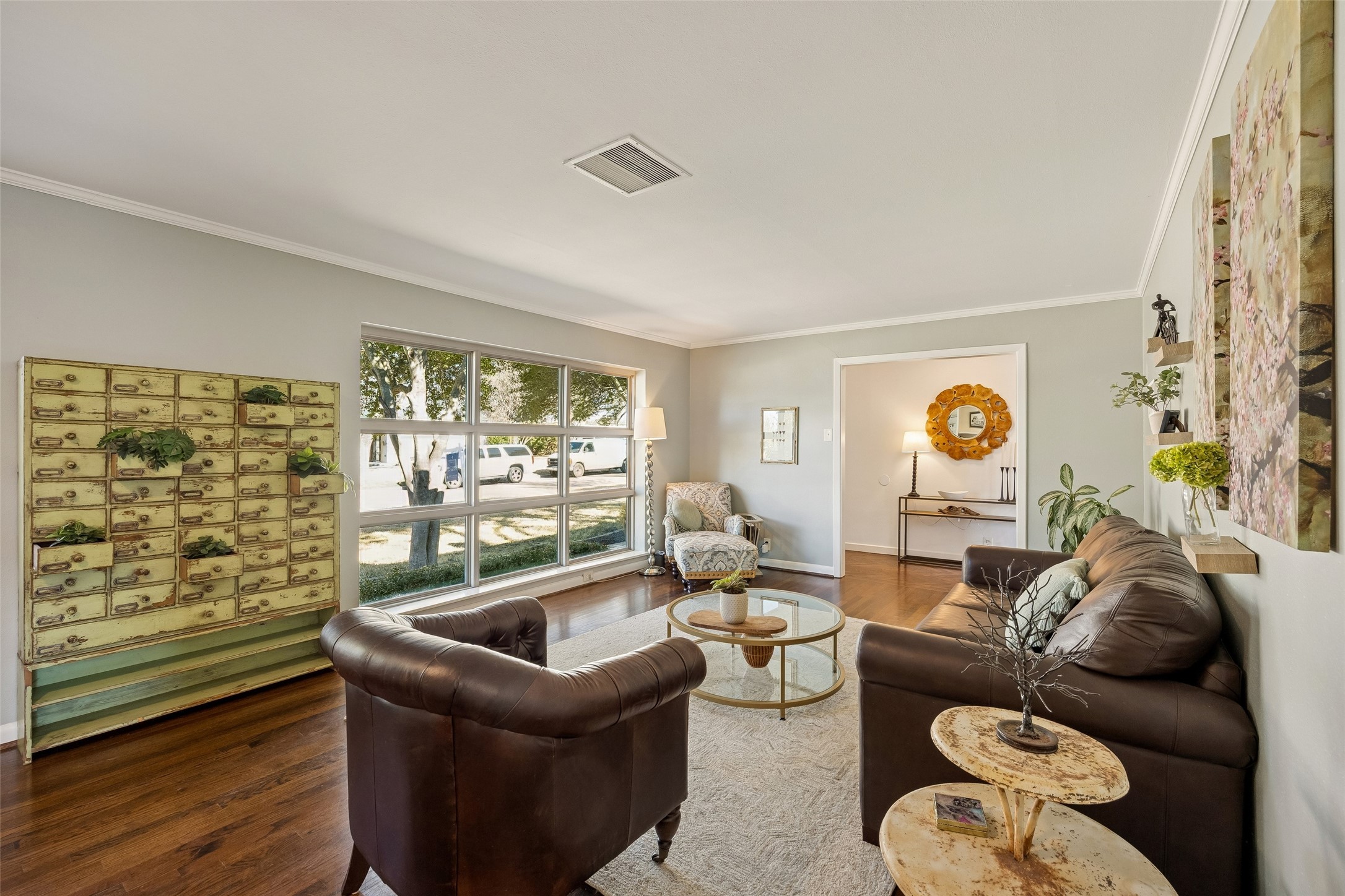 1159 Bally Mote Drive Dallas TX 75218