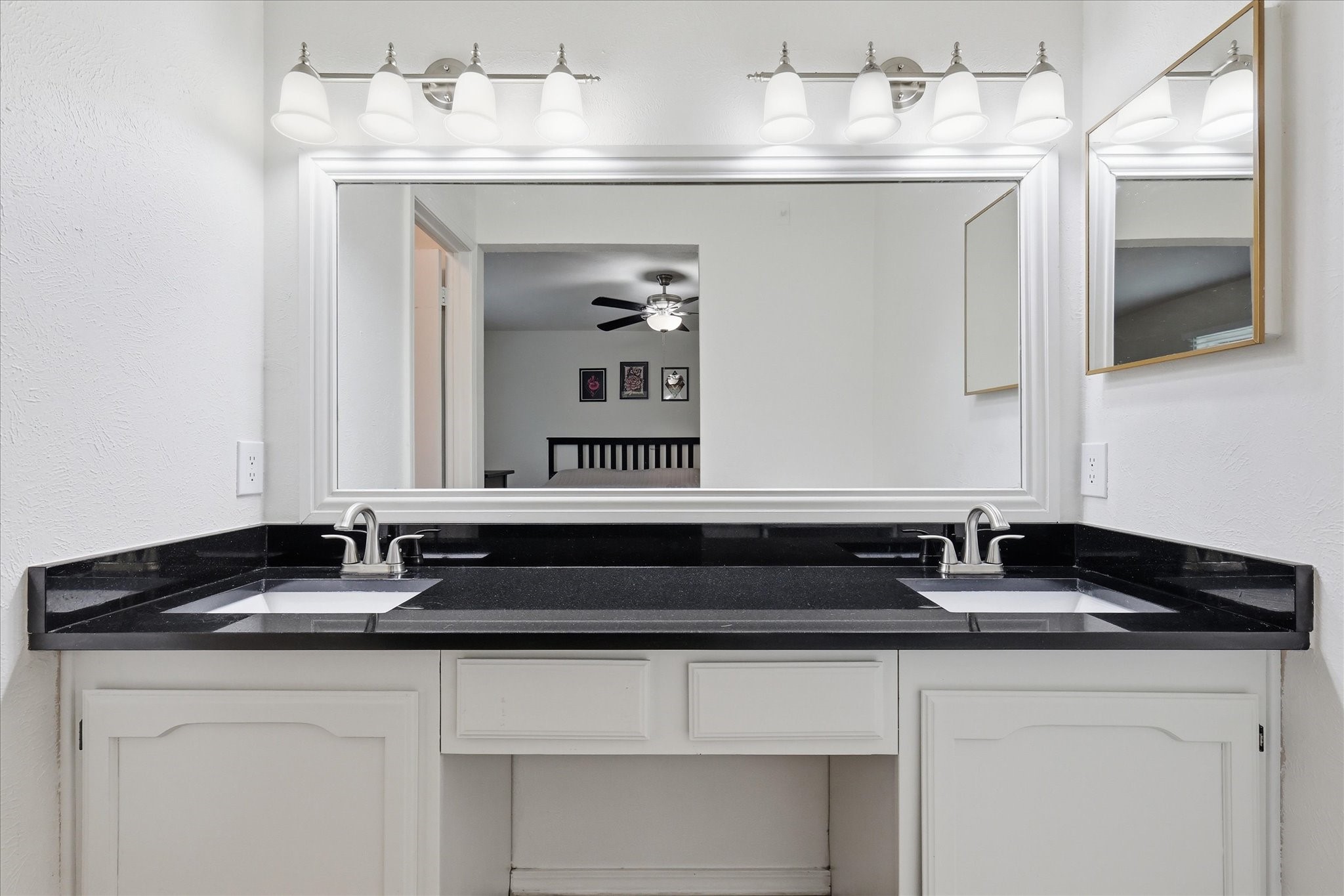 4249 Fryer Street The Colony TX 75056