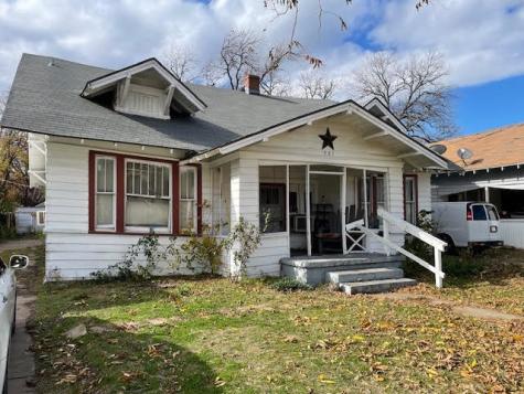 521 S Willomet Avenue Dallas TX 75208