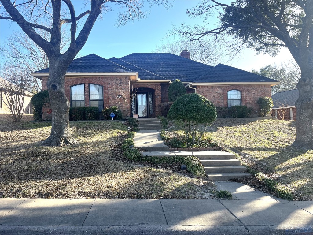 612 Dartbrook Drive Desoto TX 75115