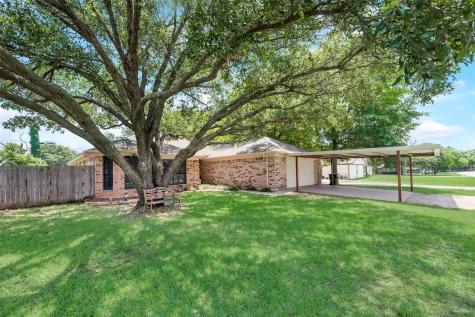 579 S Hitt Street Boyd TX 76023